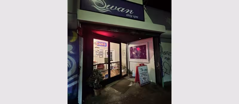 Swan Day Spa