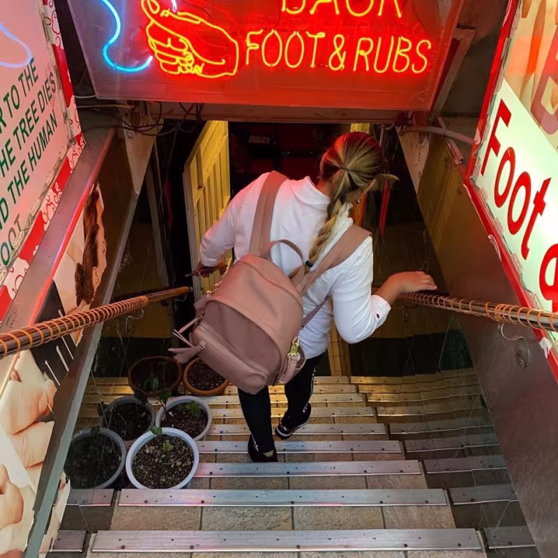 Zheng yi foot spa 正一足疗