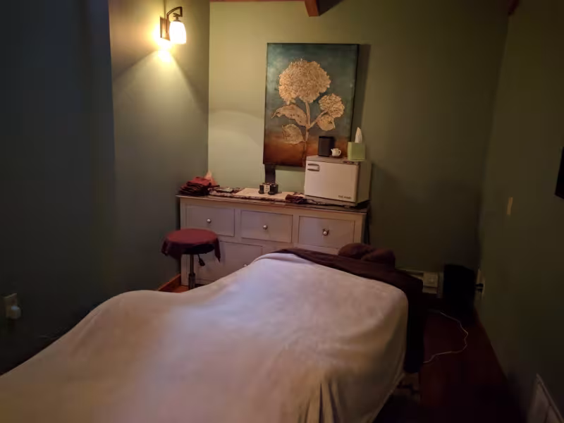 Knead Relief Massage