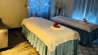  | Moon Moon Massage & Spa (foot massage)