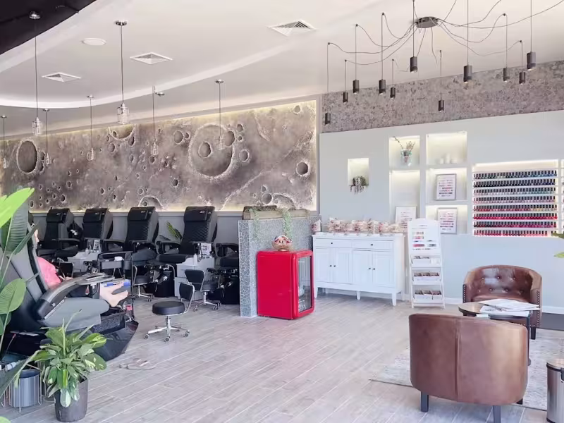 Yocheer 2 Nail Spa