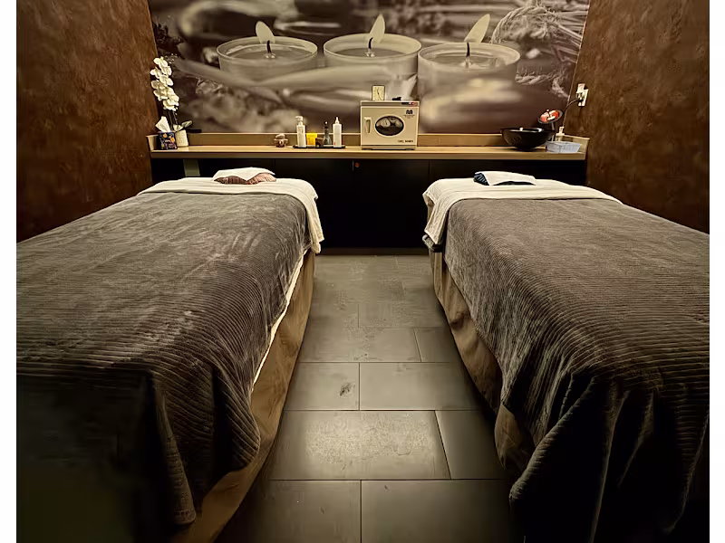 Spa 505  1338 Hicksville Rd