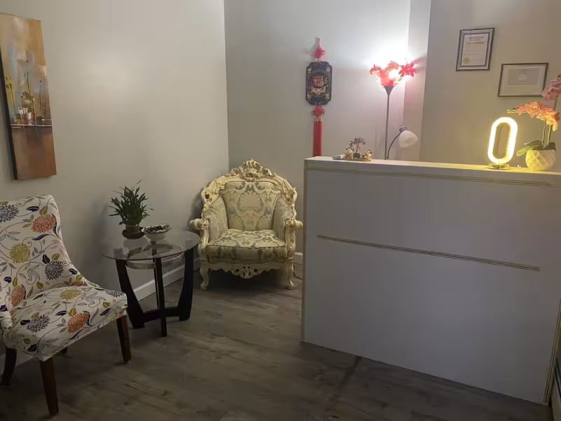 M & H Spa (New H & W Spa)
