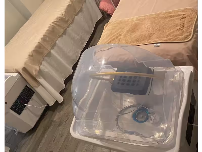 M & H Spa (New H & W Spa)