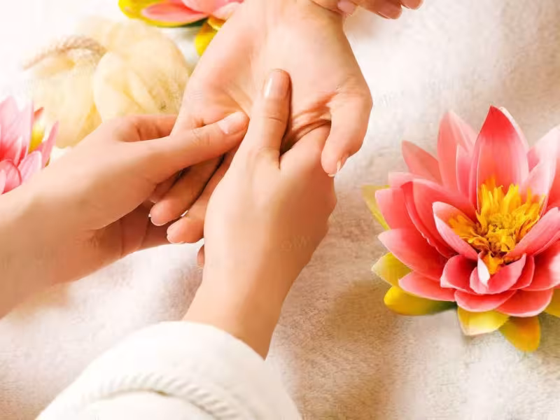 SUN SPA and THERAPY