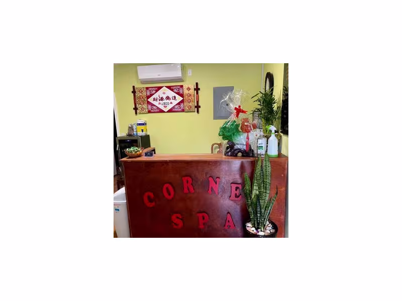 Corner Spa