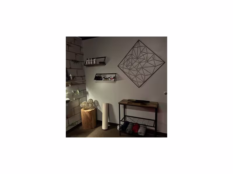 House of Qi Luna