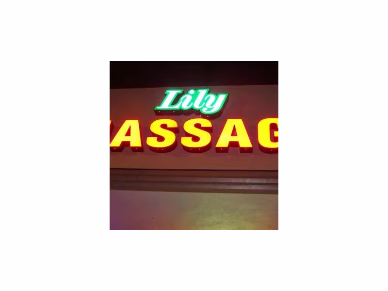 Lily Massage