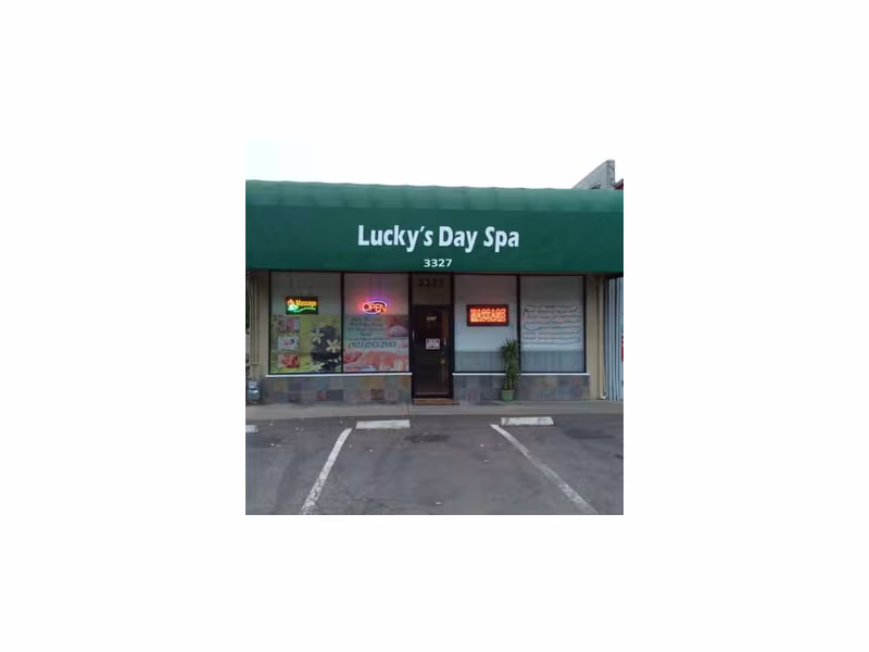 Lucky's Day Spa