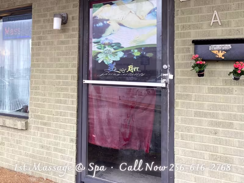 1St Massage & Spa