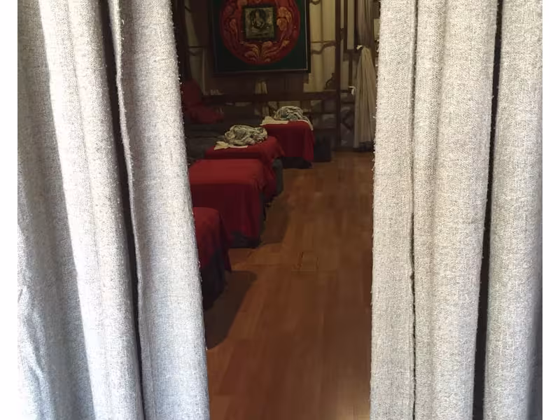 9 Foot Spa