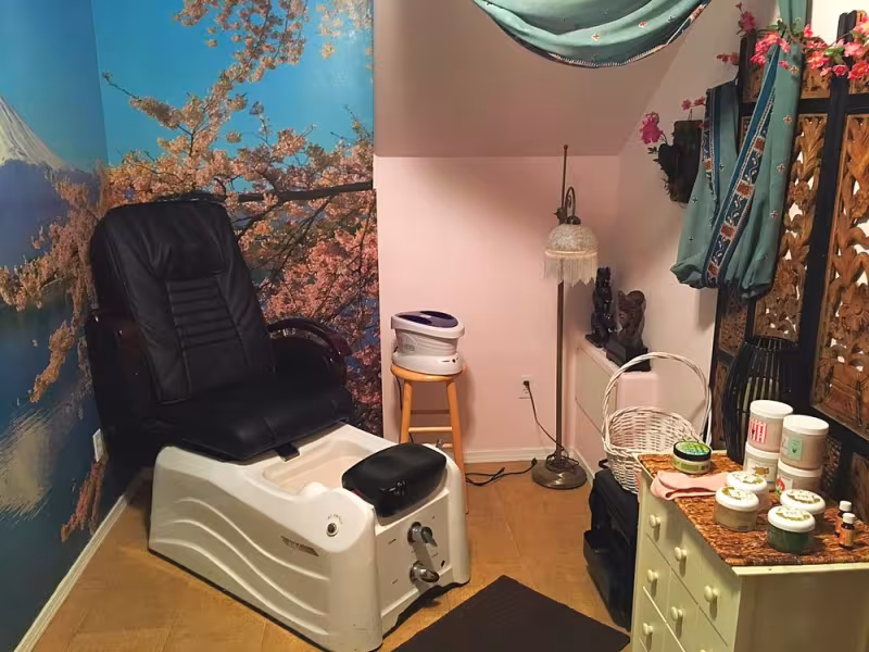 Karlene's Acupuncture-Day Spa