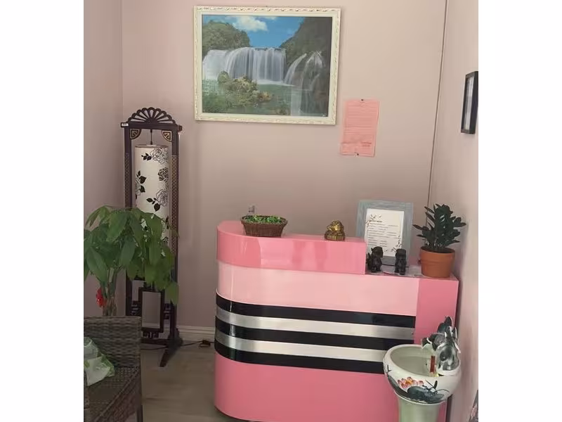 lily spa