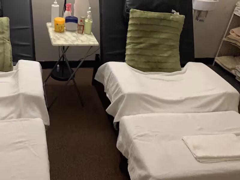 Charming Hands Spa