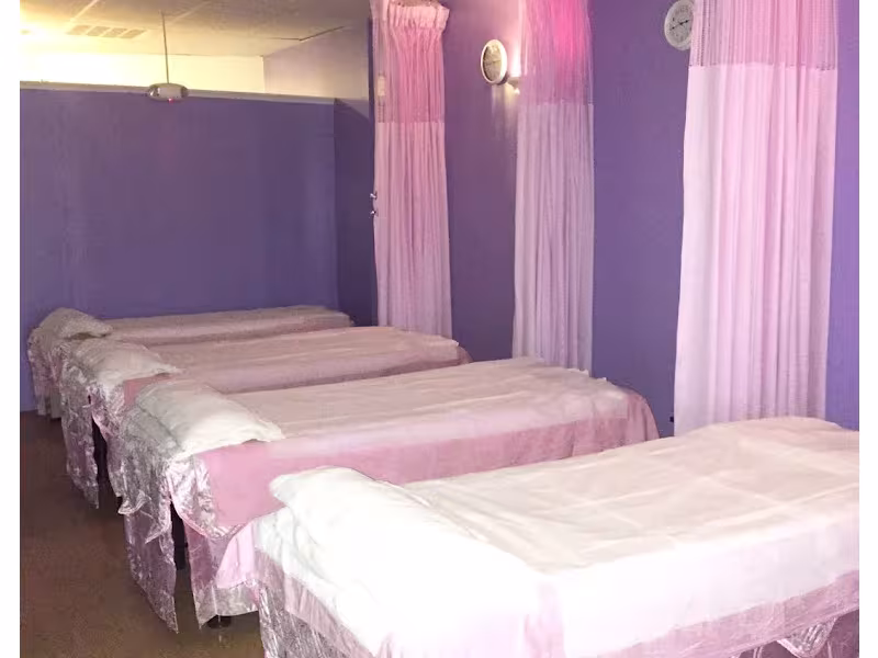 New Happy Feet Foot Spa