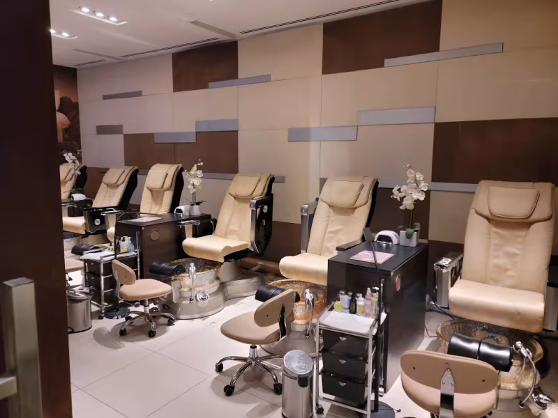 Spa Lounge By Eastern Breeze