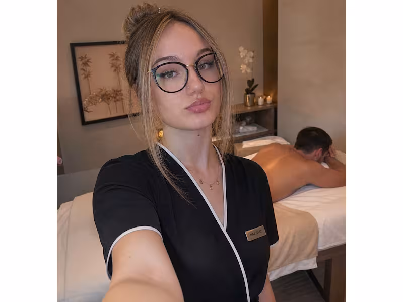 Aura Massage Spa and Wellness