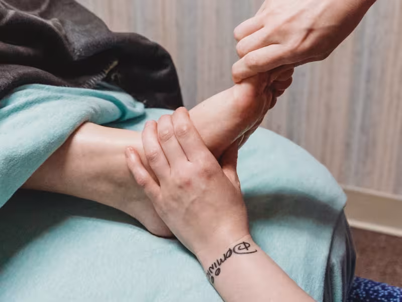 Samantha Adams (Breath of Fresh Air Therapeutic Massage)