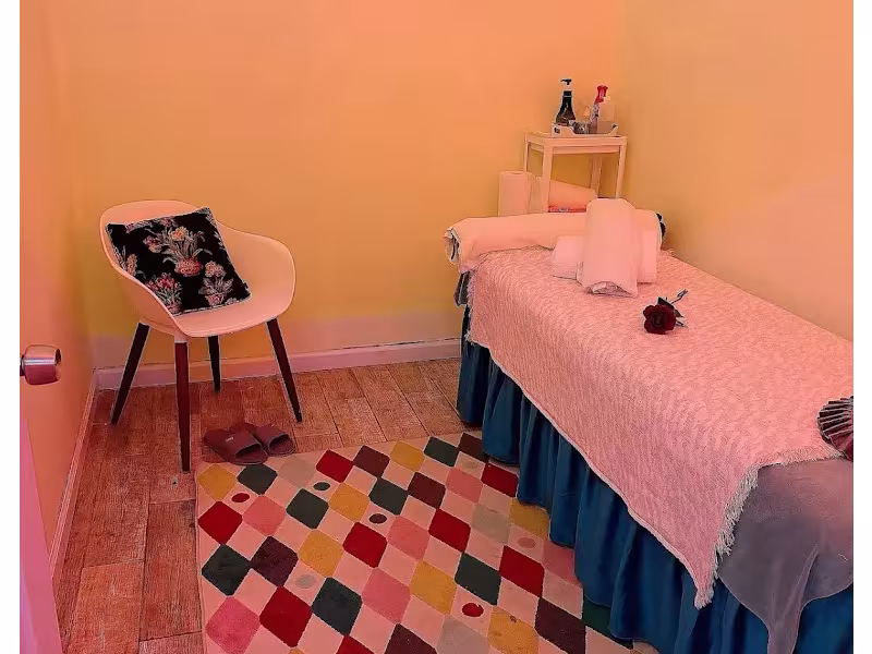 C & M SPA