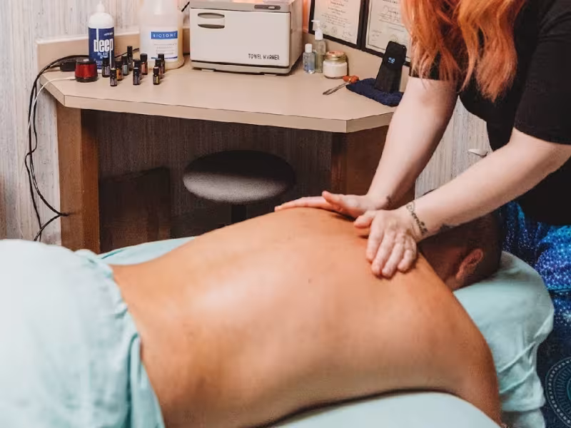Samantha Adams (Breath of Fresh Air Therapeutic Massage)