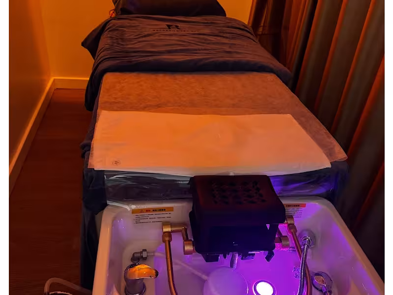 Refresh Head Spa