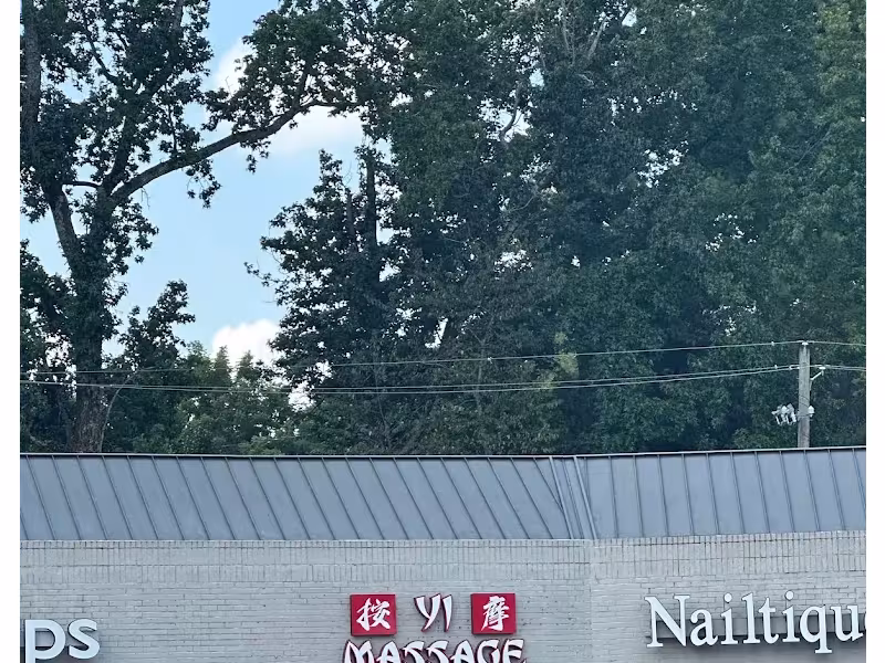 Yi Massage