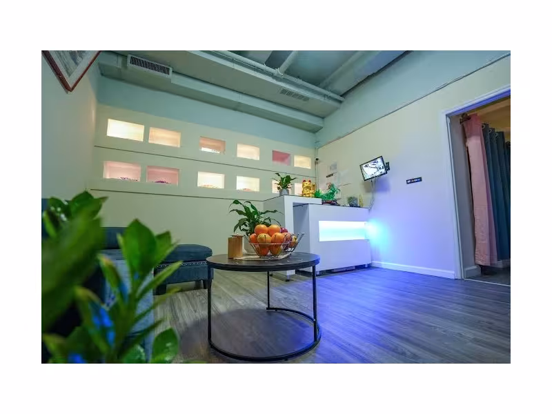 168 Qi-Gong Tui-Na Massage Spa
